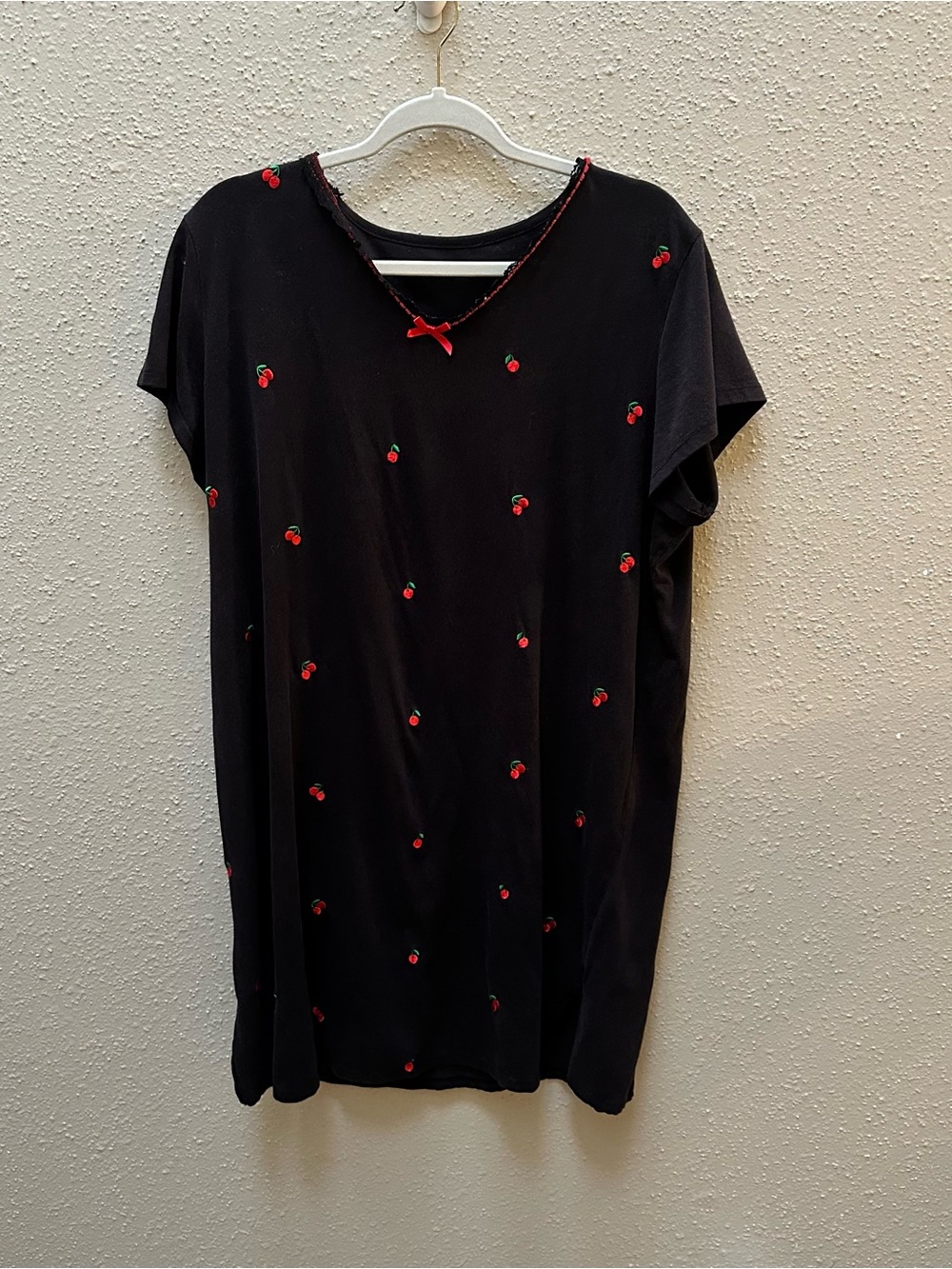 Vintage Y2K Cherry Embroidery Oversized Sleepshirt Nightgown Black Red Bow L/XL - Picture 3 of 7
